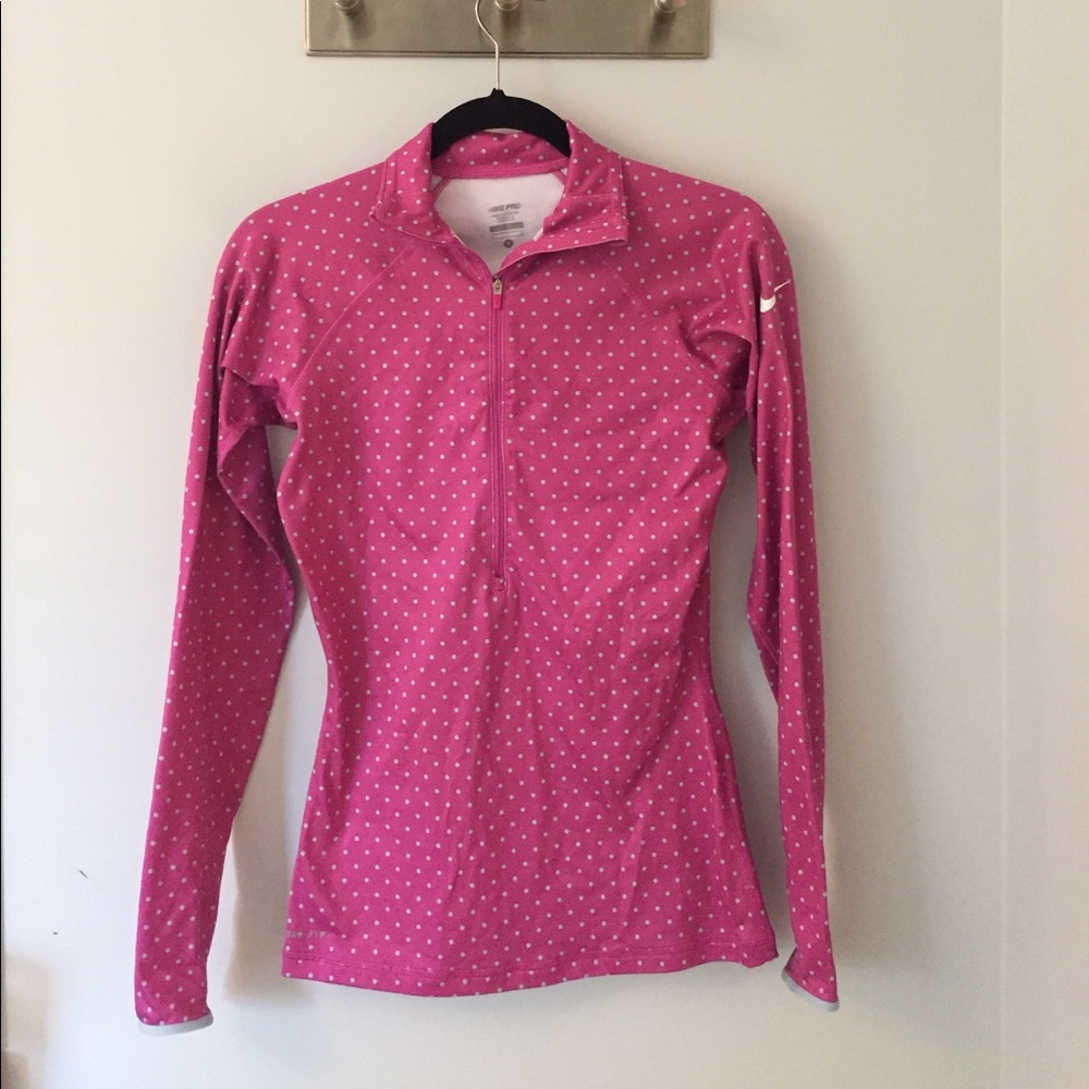Size Small Nike Pro Pullover!