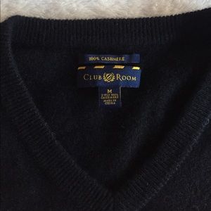 Club Room Cashmere V-neck sweater
