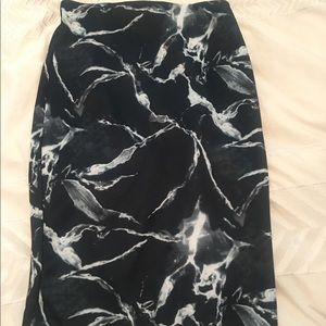 Carmen Marc Valvo Marble Pencil Skirt