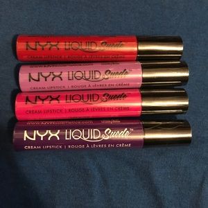 CCO⬇️ Bundle of sealed Nyx liquid suede lipsticks