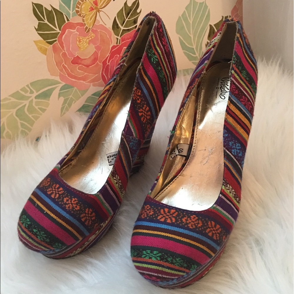 Mossimo Boho striped wedges - Picture 3 of 4
