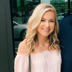 Meet your Posher, Sara