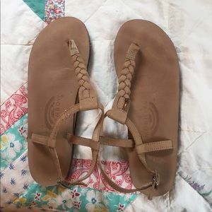 Rainbows Braided Thong w/ Buckle Size M (6.5-7.5)