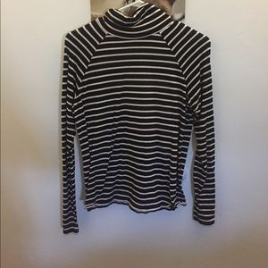 Black and white stripped Long sleeve turtleneck