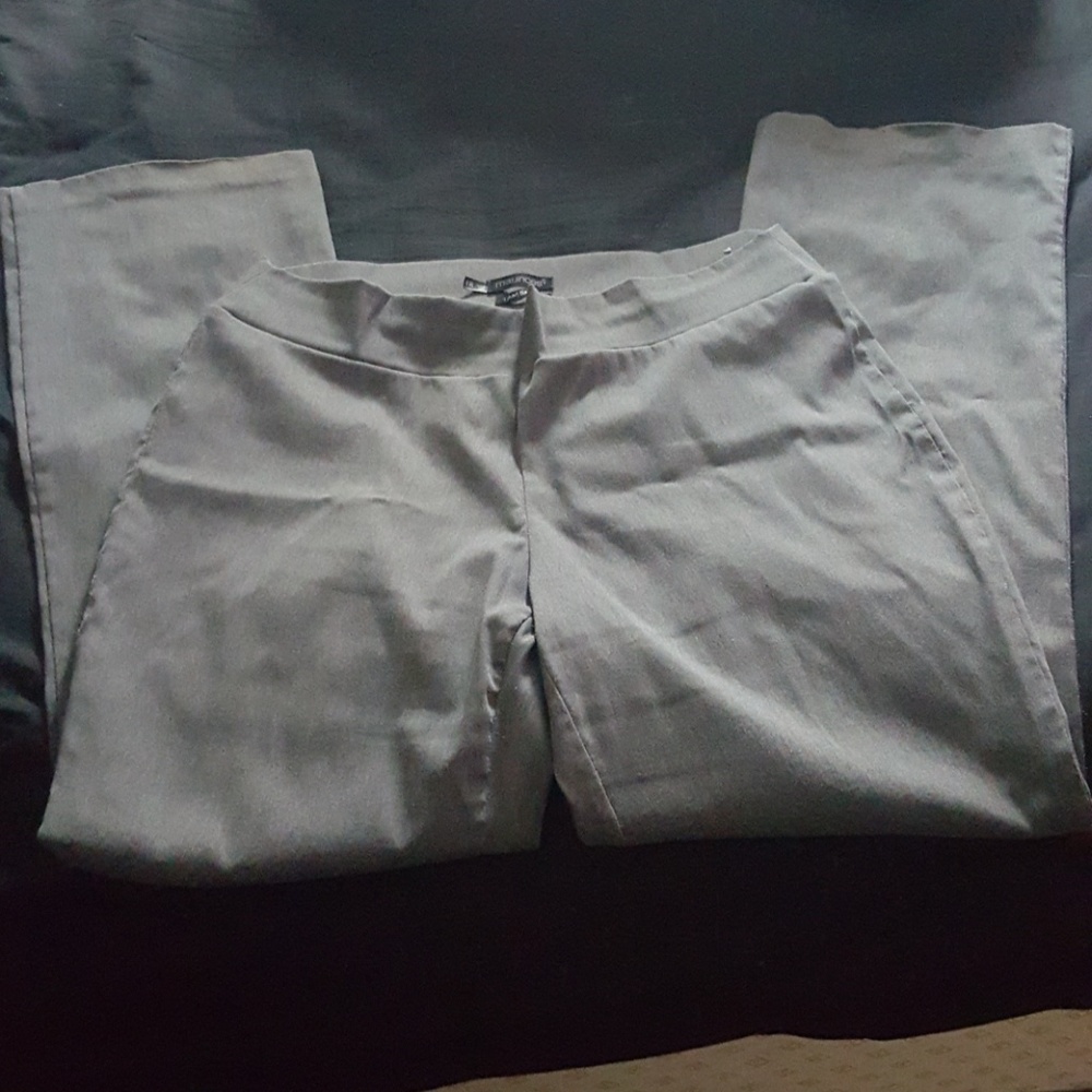 **LAST CHANCE** Maurices I Am Smart pants