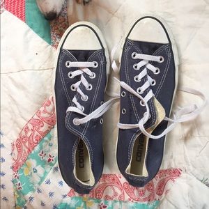 Navy Converse Low Top