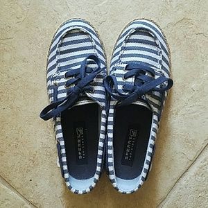 Girls navy striped Sperry top sider NWOT