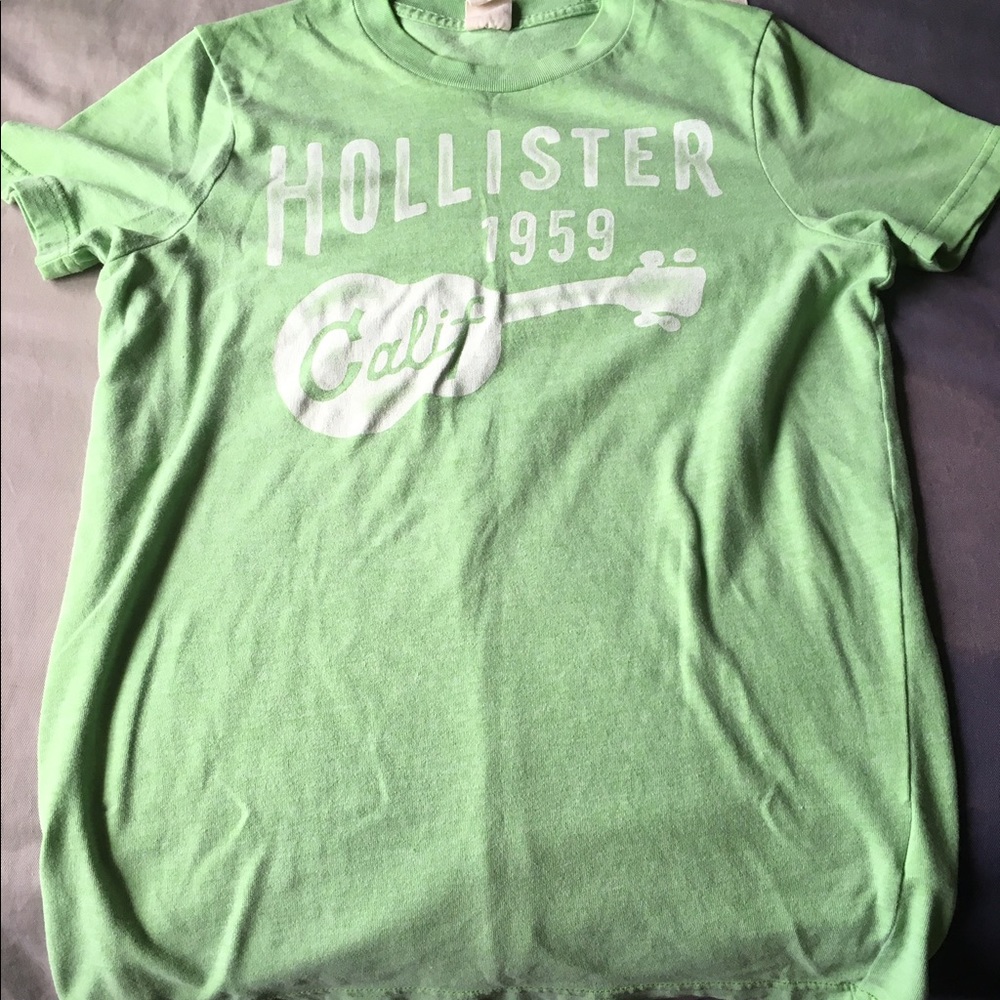 Hollister shirt