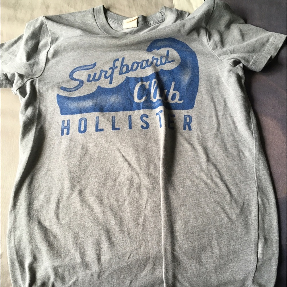 Hollister shirt