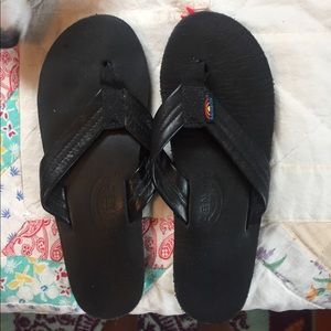 Rainbows Black Leather Size M (6.5-7.5)