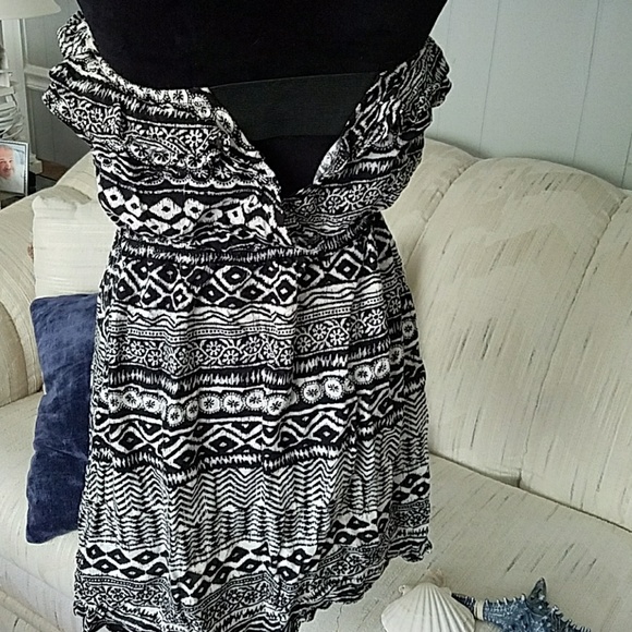 SALE - Summer Mini Dress. - Med - Picture 2 of 5