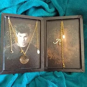 Limited Edition Twilight necklace and bracelet set