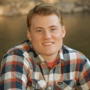 Meet your Posher, Levi