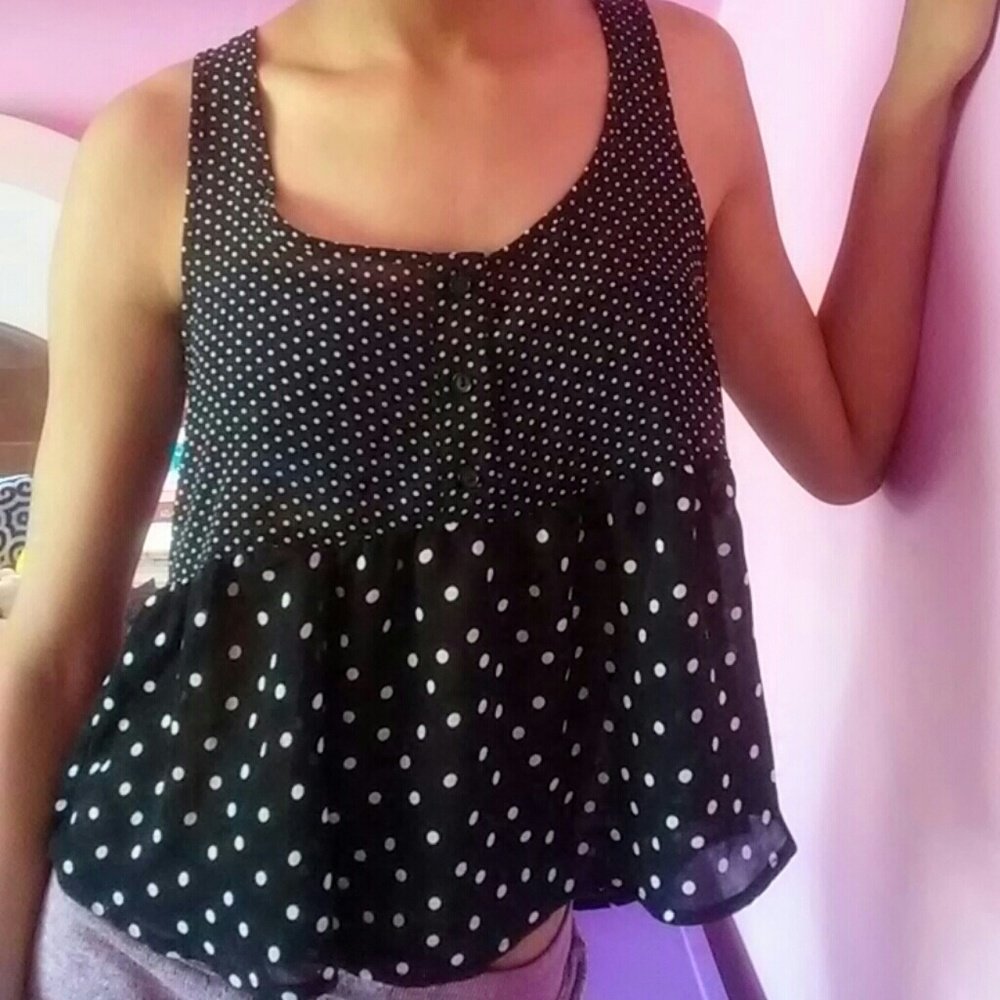 Midriff crop top
