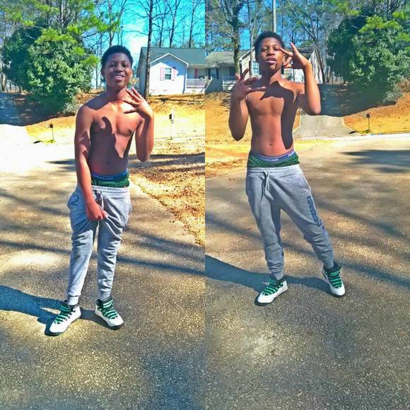 Meet your Posher, Chezz - Picture 1 of 1