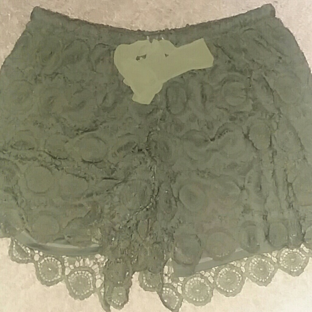 Lace shorts