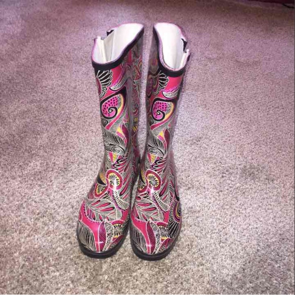 Rain boots