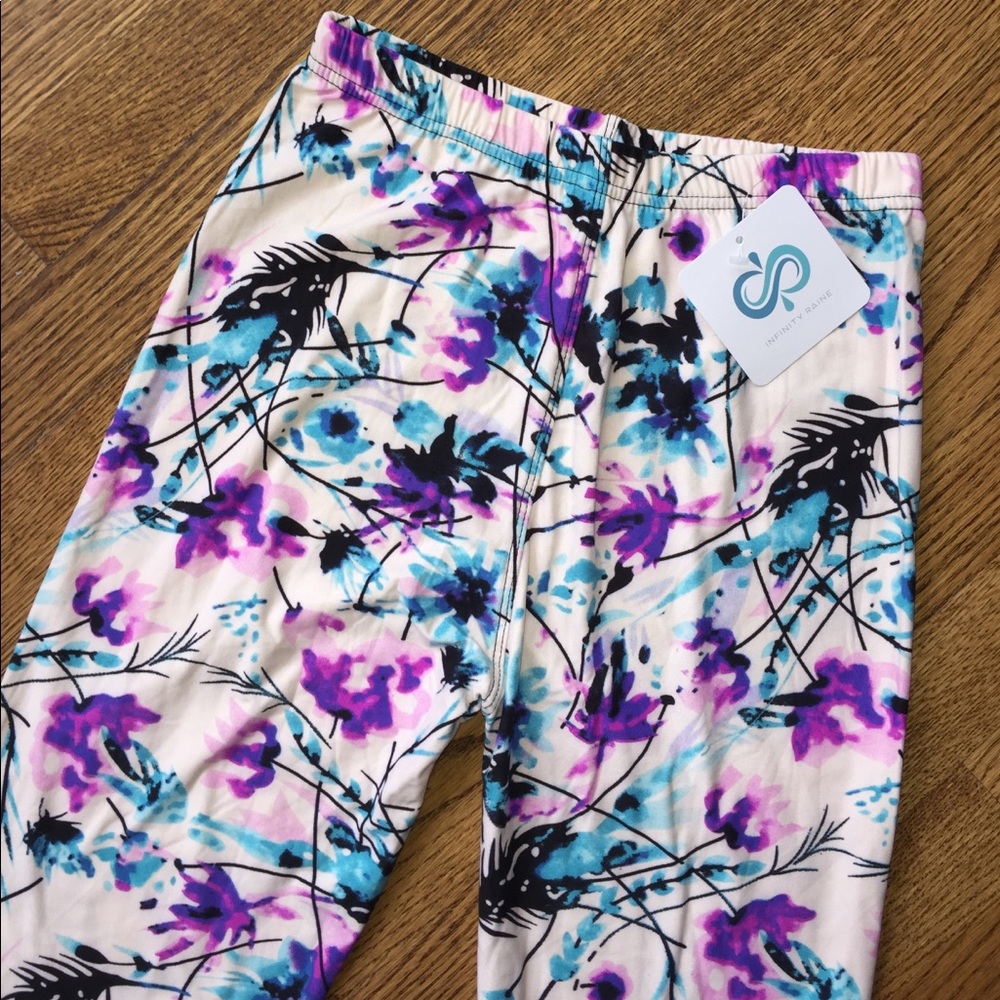 NWT leggings - Picture 3 of 5