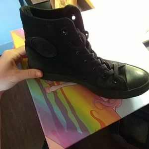 High top converse