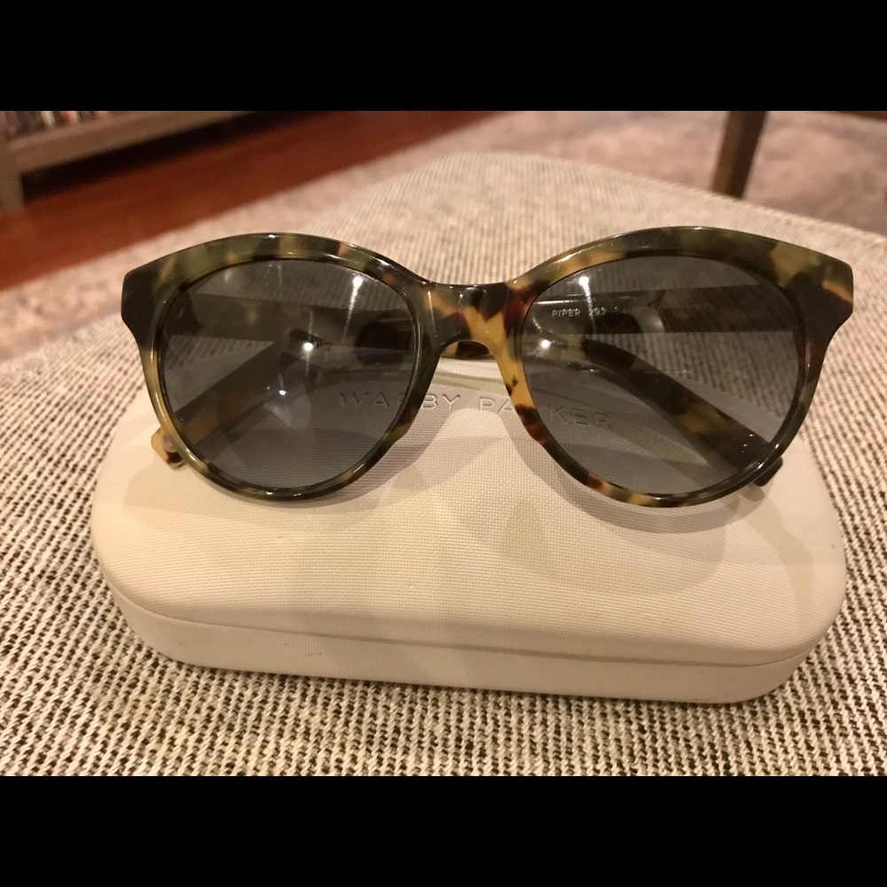 Warby Parker piper sunglasses tortoise shell