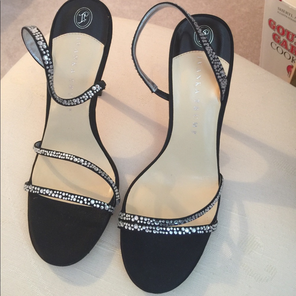 Evening shoes