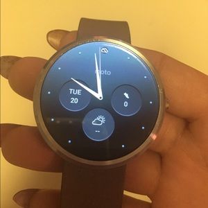 Moto 360 smartwatch
