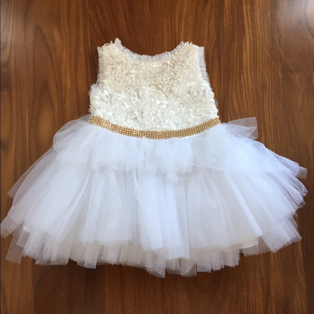Le Pink Tulle White Flower Girl dress size 2