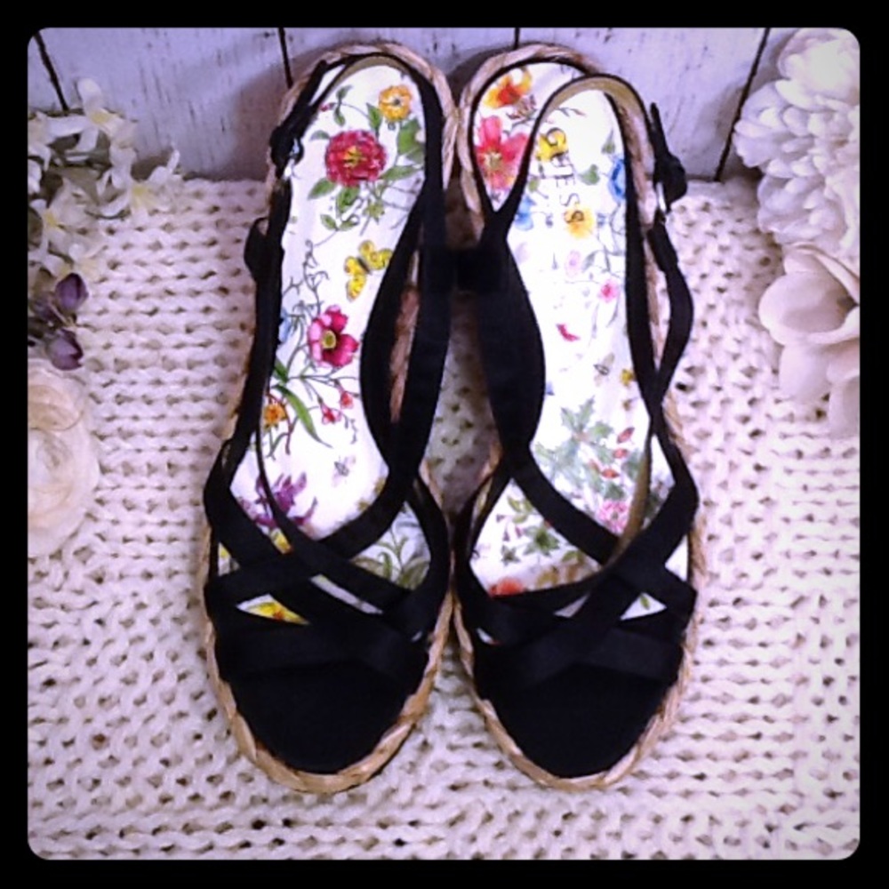 CLEARANCE FIRM Guess Wedges Sandals Floral Size 10