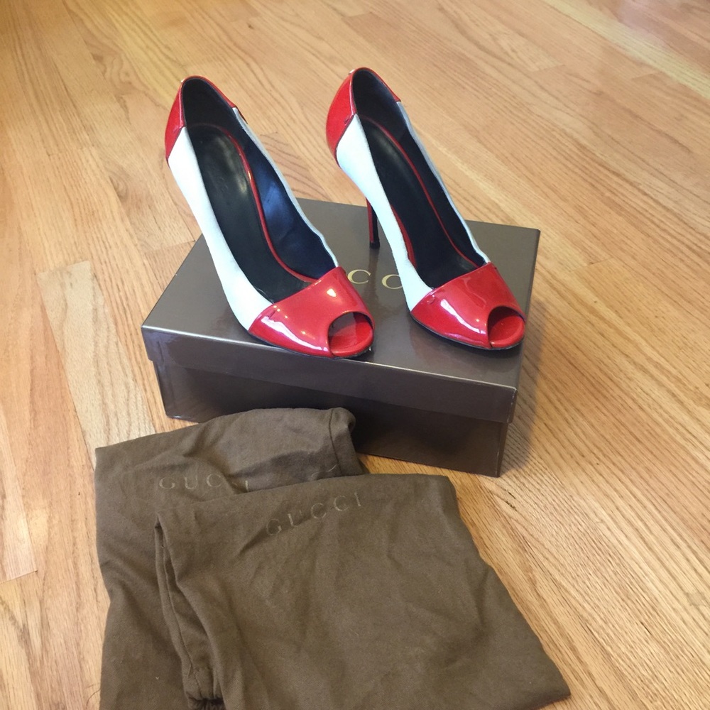 Gucci Leather and suede heels