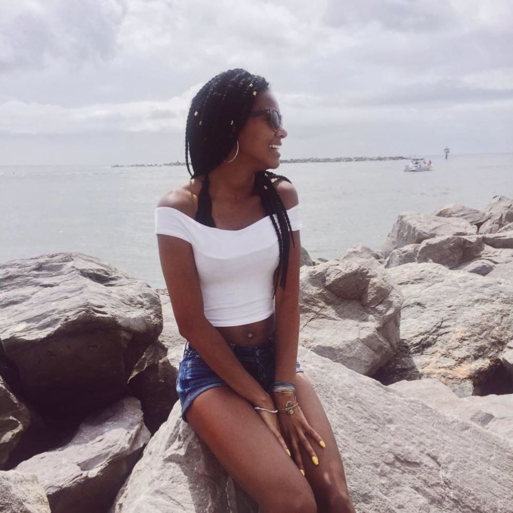 Meet your Posher, Tamia