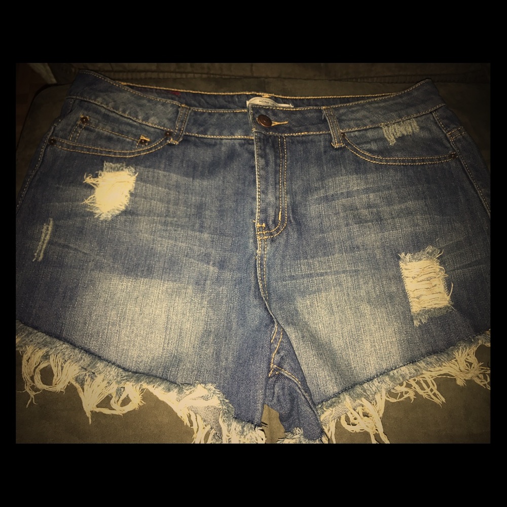 Adam Levine Distressed denim shorts