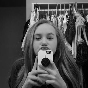 Meet your Posher, Olivia