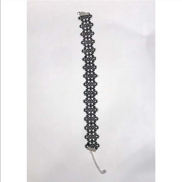 Black Lace Choker - Picture 6 of 7