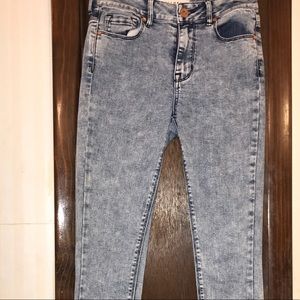 High waisted acid wash jeans