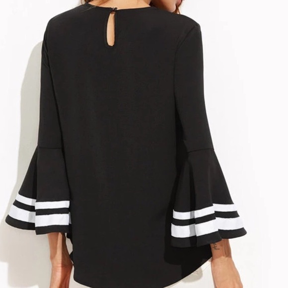 🆑New Elegant Bell Sleeved Top - Picture 2 of 5