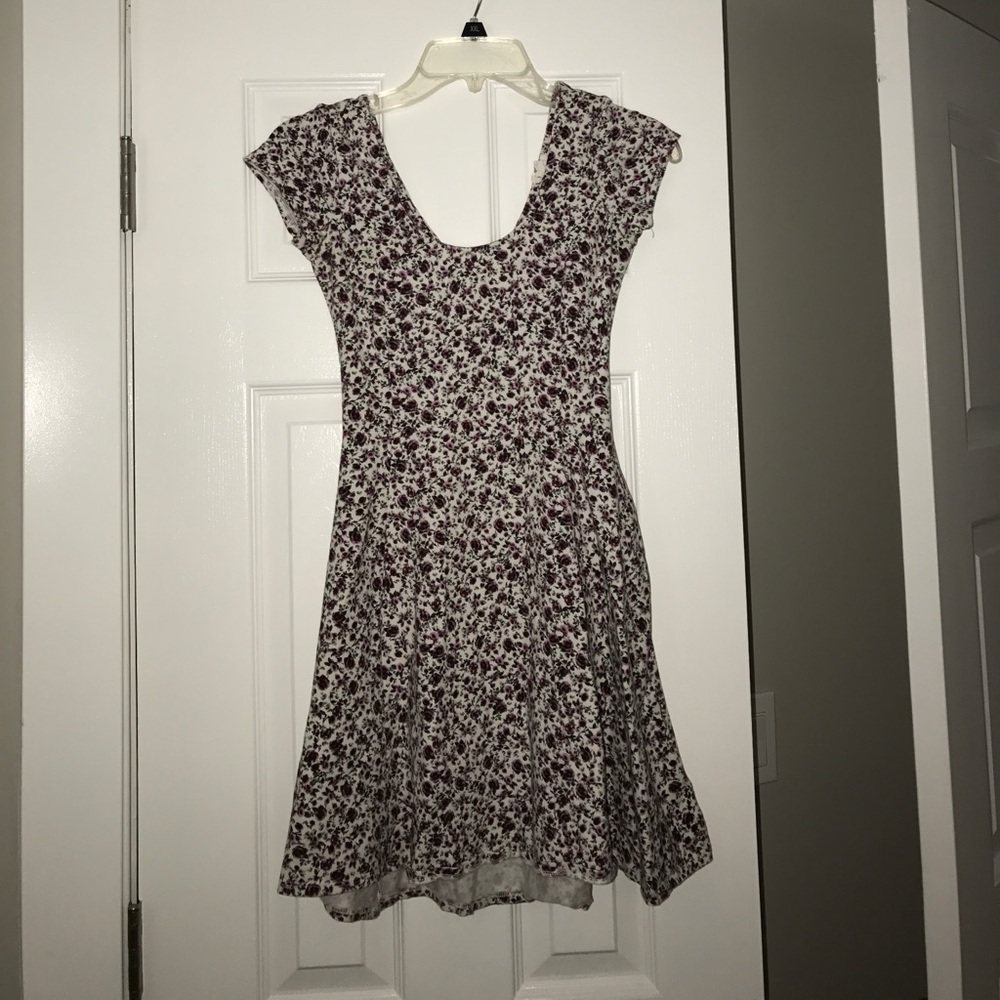 LIKE NEW floral skater dress