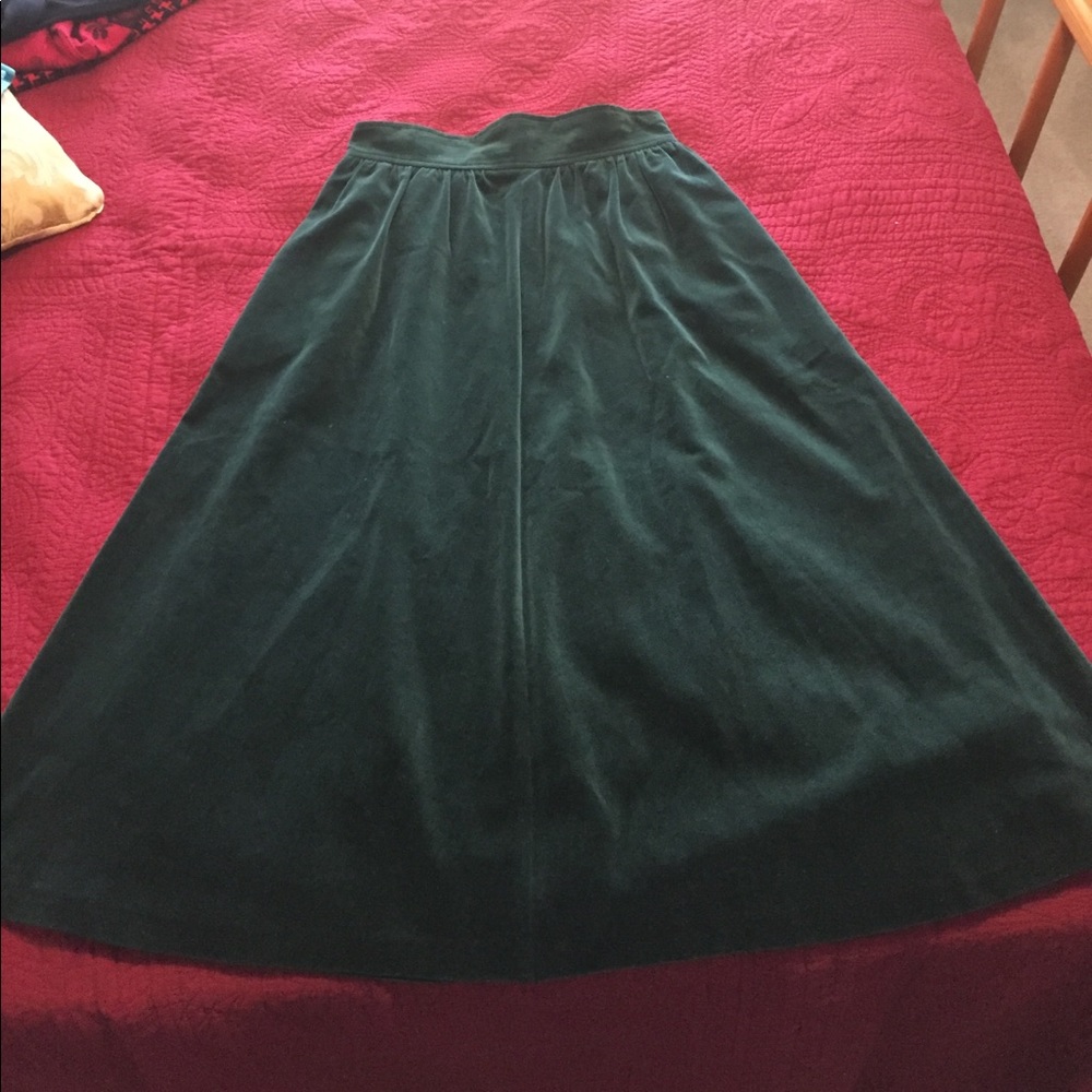 VINTAGE, 1970's Green Velveteen Skirt