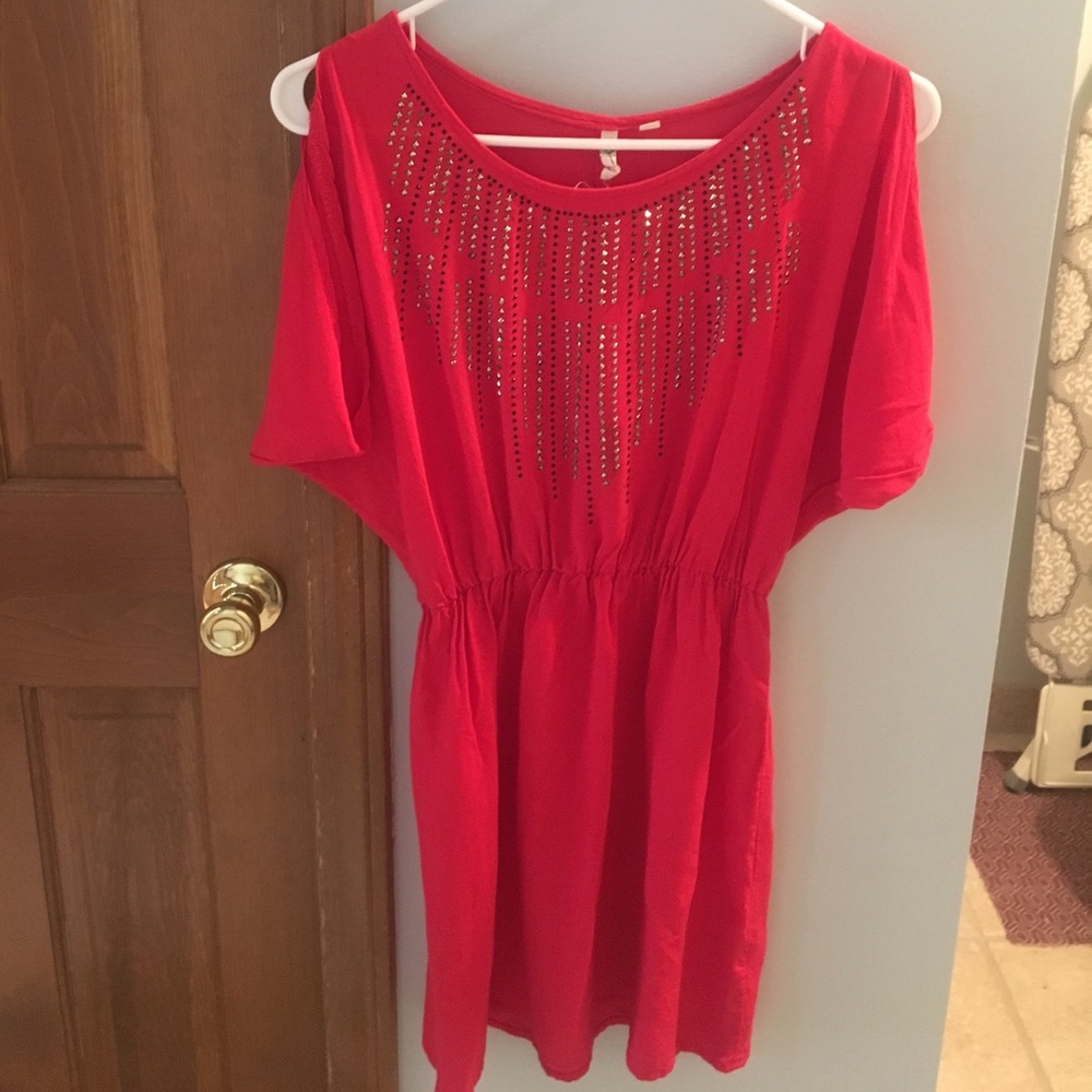 Juniors cold shoulder summer dress