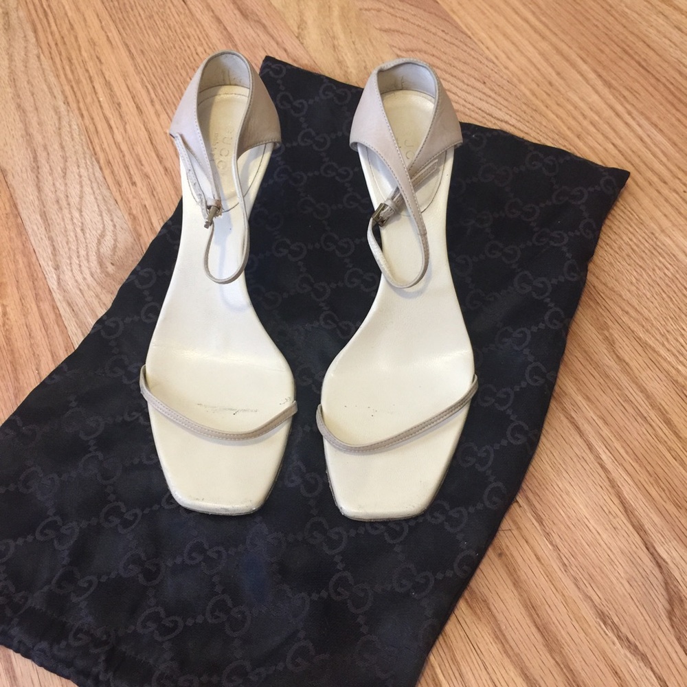 Nude Gucci heels