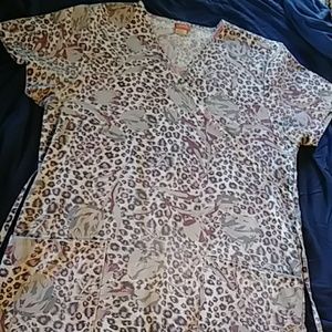Pink/white cheetah scrub top