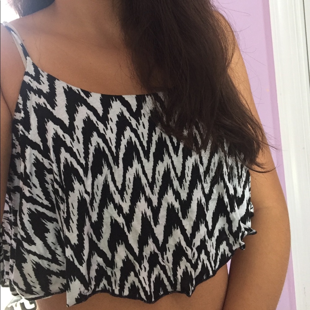 Cropped Black & White Chevron Tank Top