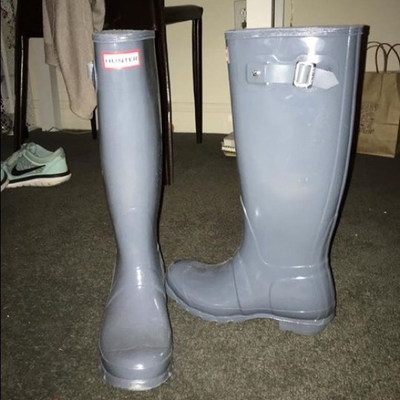 FINAL REDUCTION: Hunter rain boots - Picture 2 of 3