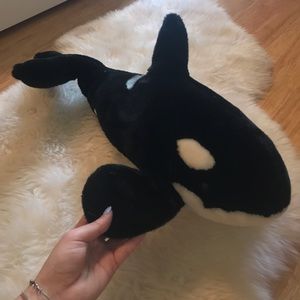Sea world whale