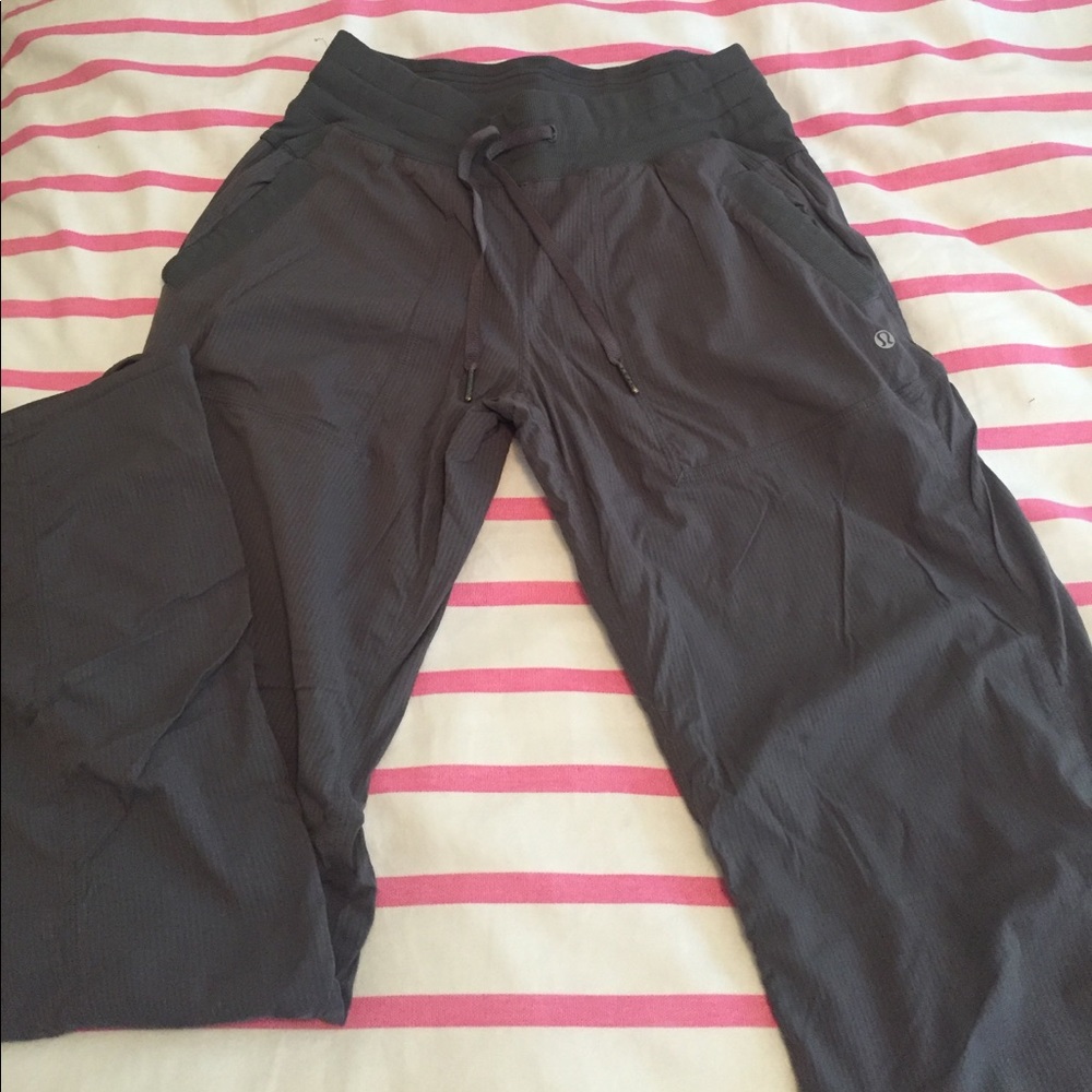 Lululemon insulated parachute pant