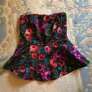 Peplum strapless top