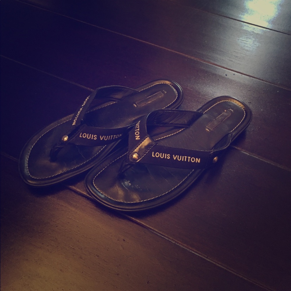 Louis Vuitton Sandals Black