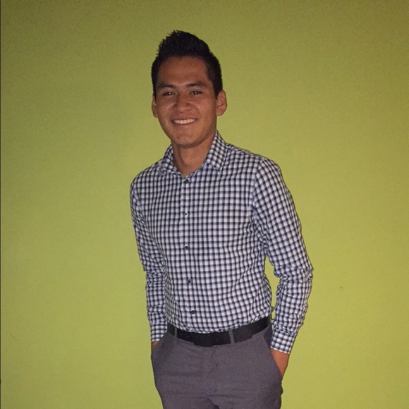 Meet your Posher, Carlos - Picture 1 of 1