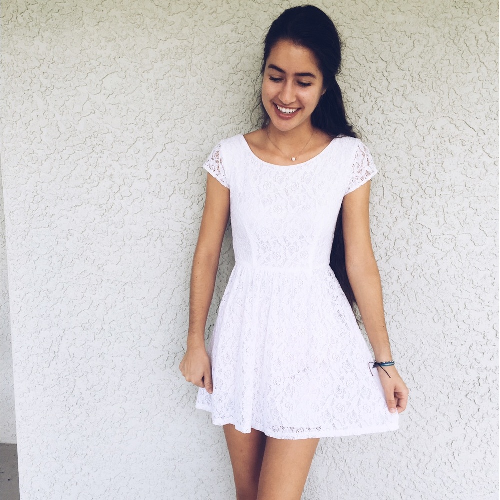 White lace dress