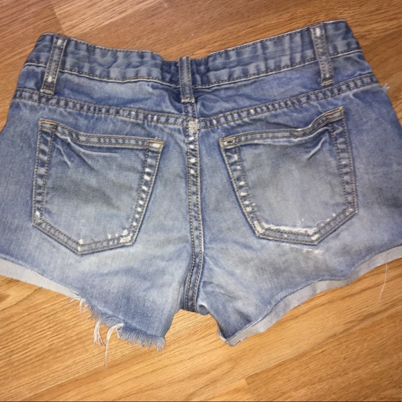 Shorts - Picture 2 of 2