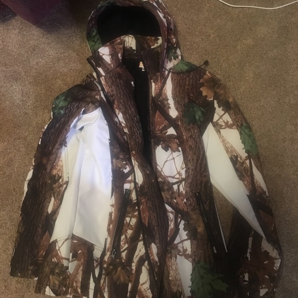 NWOT light weight, waterproof, hooded jacket - Picture 1 of 3